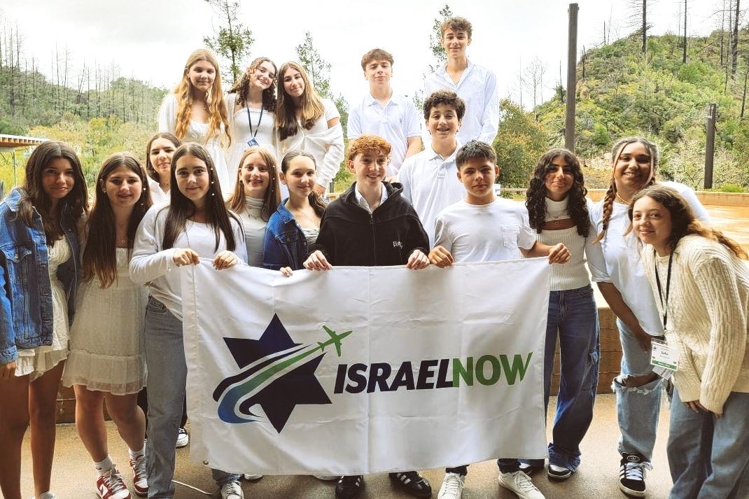 ISRAELNOW Ignites 8th Graders' Jewish Journey